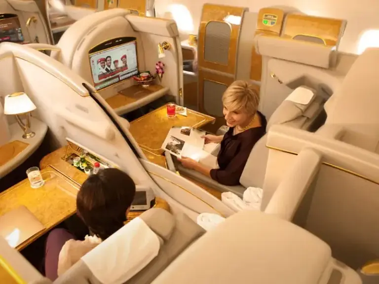 Best First Class Cabin Options: Architectural Review & Routing Analysis