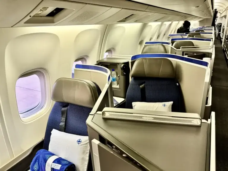 Transcontinental First Class US Guide: Routes, Suites & Carriers